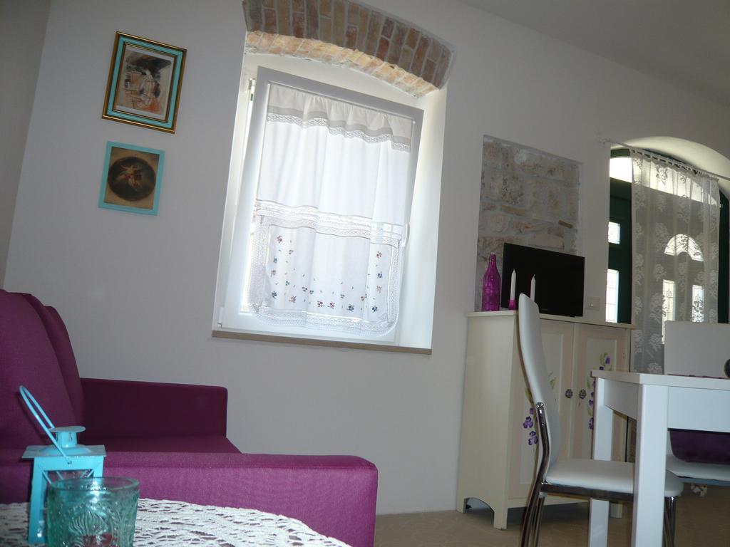 רוביני Studio Stella חדר תמונה
